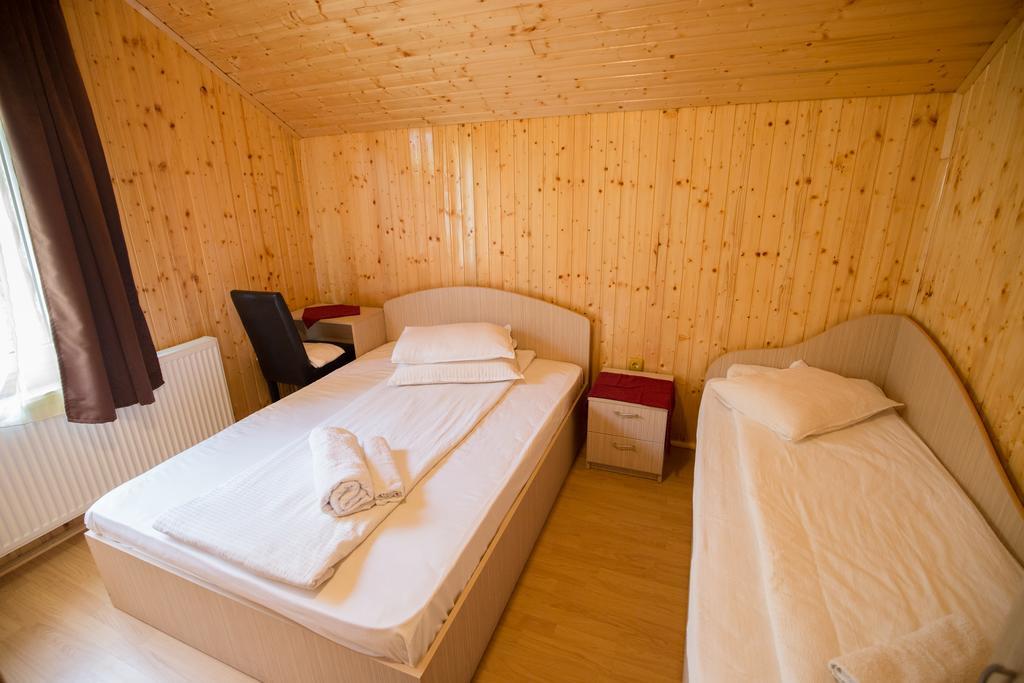 Pensiunea Valea Frumoasei Hotel Sugag Room photo